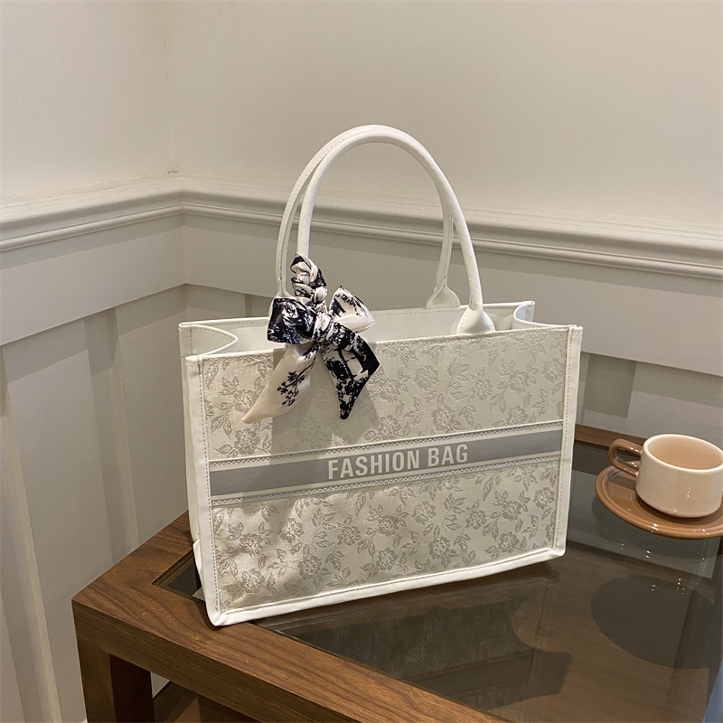 Women Bags On Sale - 럭셔리하고 우아한 여성용 토트백, 자수 꽃무늬