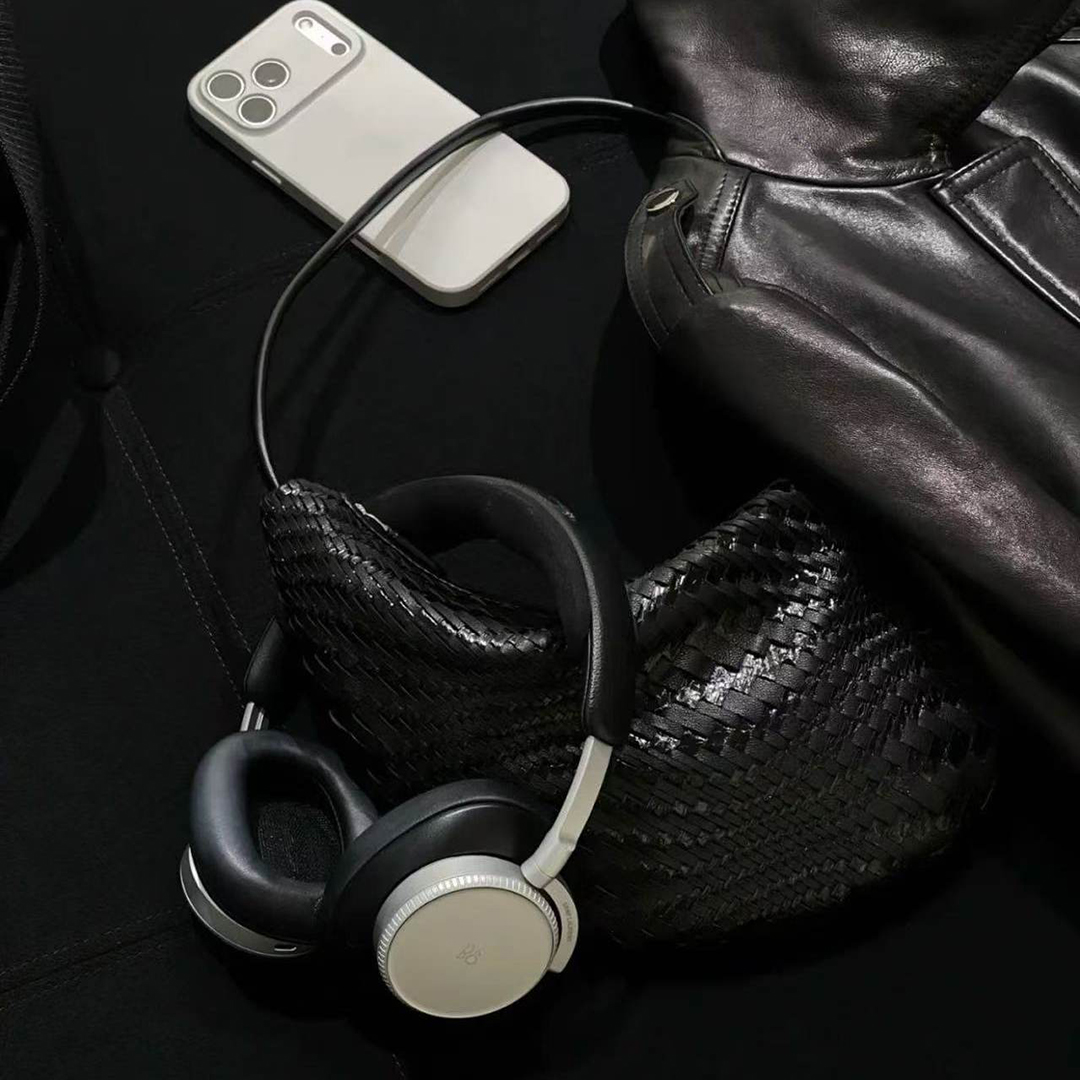 멘디 우븐 바나나 백 여성 가죽 스트립 위빙 다크 브라 - Women Bags Polene 리뷰 및 가격