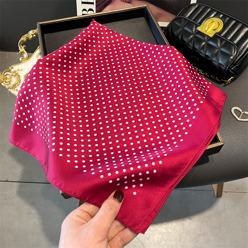 여성용 실크 스카프 용수철 및 여름 꽃 장식, 럭셔리  - Women Bags Wholesale 리뷰 및 가격